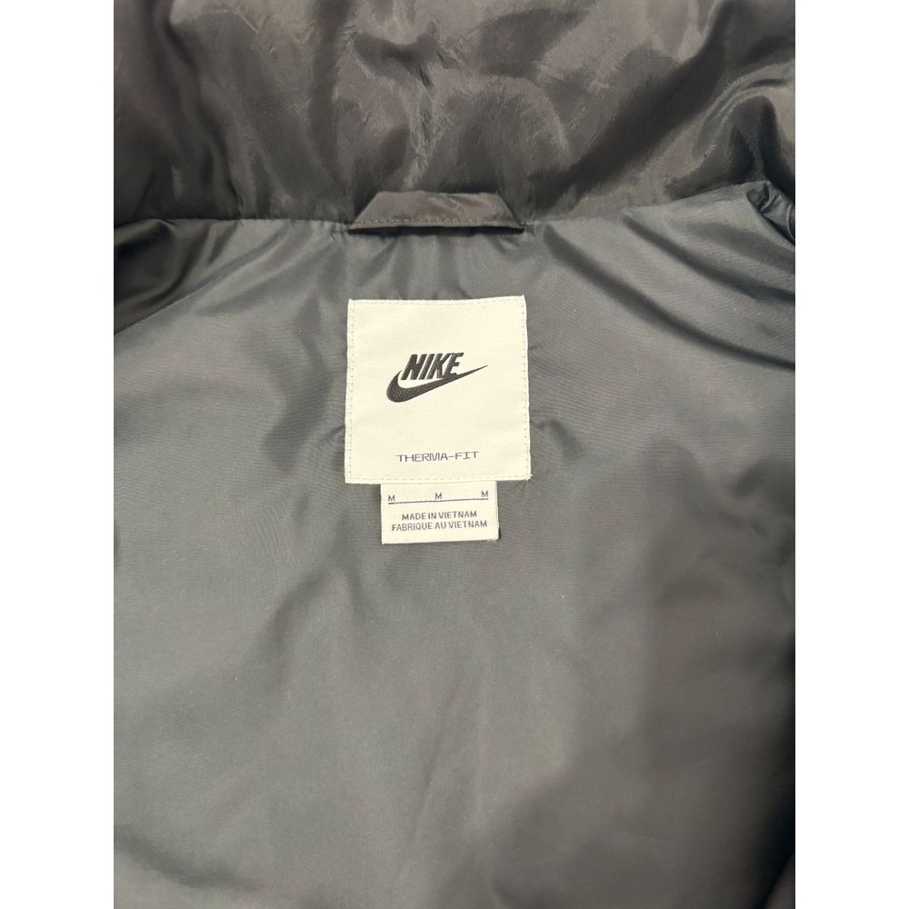 Nike NWT Sz M Black Sportswear Women's Classic Puffer Therma-FIT Loose Vest - Picture 14 of 15